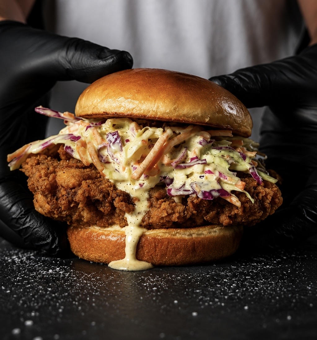 Sandwich De Pollo frito Crujiente